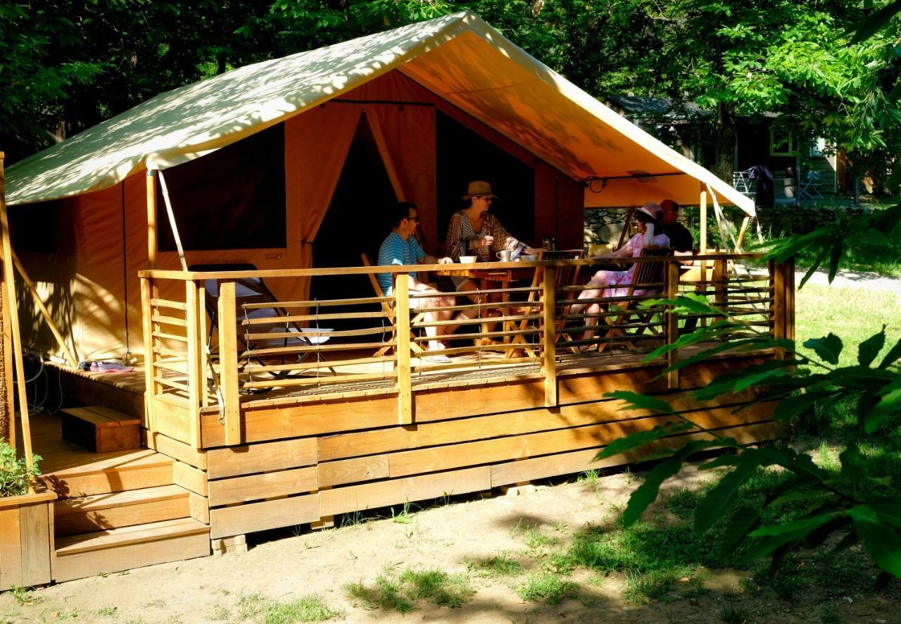 Camping La Chataigneraie Gravieres Exterior foto